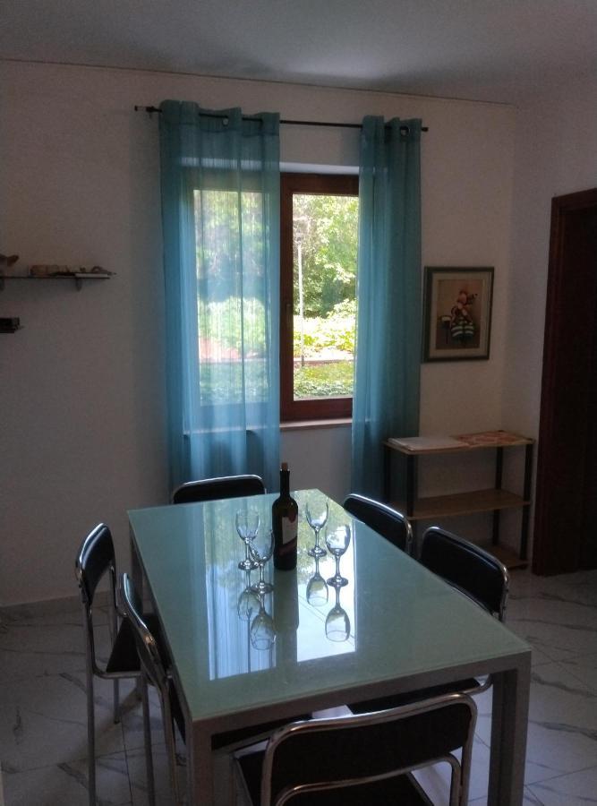 Apartments Caterina พูลา ภายนอก รูปภาพ